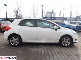 Toyota Auris 2009 1.3 99 KM