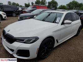 BMW 550 2021 4