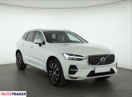Volvo XC60 2022 2.0 194 KM