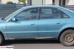 Audi A4 2000 1.6 101 KM Audi A4 2000 1.6 101 KM