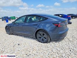 Tesla Model 3 2023
