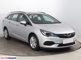 Opel Astra 2020 1.2 143 KM