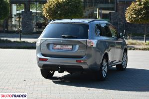 Mitsubishi Outlander 2013 2.0 203 KM