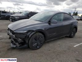 Tesla Model Y 2026