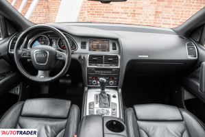 Audi Q7 2008 3.0 240 KM