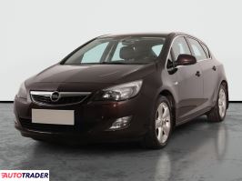 Opel Astra 2011 1.4 138 KM