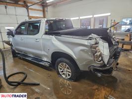 Chevrolet Silverado 2021 5