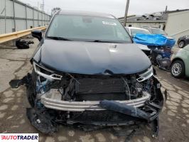 Chrysler Pacifica 2022 3