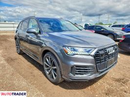 Audi Q7 2021 3