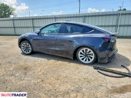 Tesla Model Y 2026