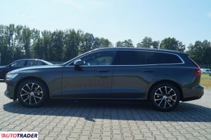 Volvo V60 2018 2 150 KM