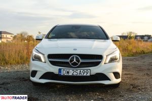 Mercedes CLA 2015 1.6 156 KM