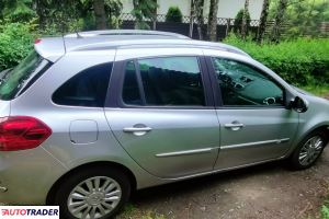 Renault Clio 2011 1.1 75 KM