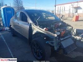 Tesla Model Y - zobacz ofertę