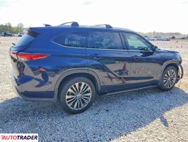 Toyota Highlander 2020 3