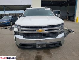 Chevrolet Silverado 2021 3