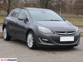 Opel Astra 2013 1.4 118 KM