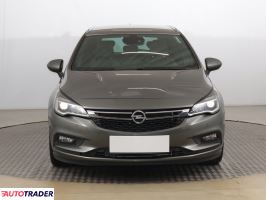 Opel Astra 2017 1.4 147 KM