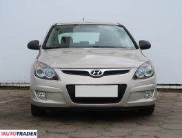 Hyundai i30 2009 1.6 88 KM