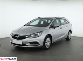 Opel Astra 2018 1.6 108 KM