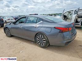 Nissan Altima 2025 2