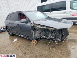 Audi Q7 2022 4
