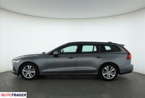 Volvo V60 2019 2.0 147 KM