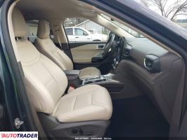 Ford Explorer 2022 3