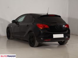 Opel Astra 2015 1.4 118 KM
