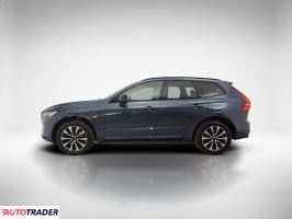 Volvo XC60 2022 2.0 197 KM