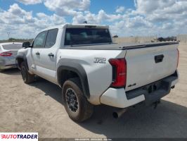 Toyota Tacoma 2025 2