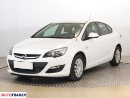 Opel Astra 2018 1.4 138 KM