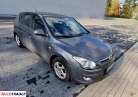 Hyundai i30 2009 1.6 126 KM