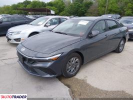 Hyundai Elantra 2025 1