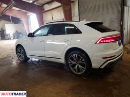 Audi Q8 2021 3