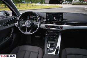 Audi A4 2021 2.0 201 KM