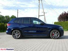 BMW X5 2022 3.0 394 KM
