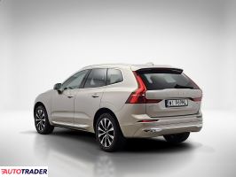 Volvo XC60 2022 2.0 197 KM