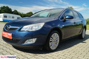 Opel Astra 2011 1.7 125 KM