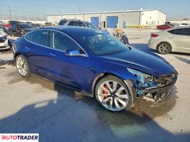 Tesla Model 3 2020