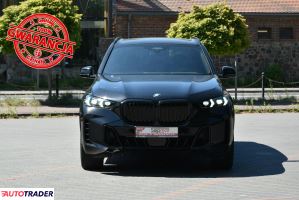 BMW X5 2025 3.0 297 KM
