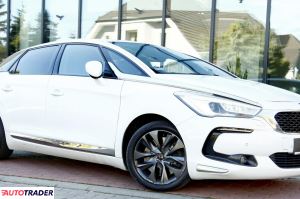 Citroen DS5 2015 2.0 181 KM Citroen DS5 2015 2.0 181 KM