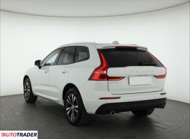 Volvo XC60 2019 2.0 187 KM