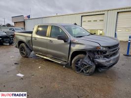 Chevrolet Silverado 2022 5