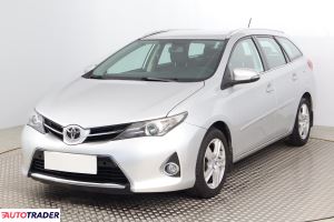 Toyota Auris 2014 1.6 130 KM