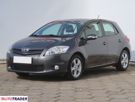 Toyota Auris 2012 1.6 130 KM