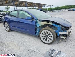 Tesla Model 3 2022