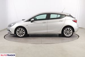 Opel Astra 2017 1.4 123 KM