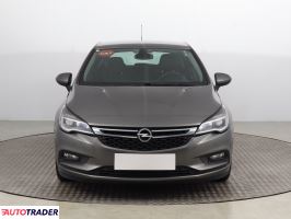 Opel Astra 2018 1.4 123 KM