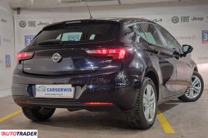 Opel Astra 2018 1.4 125 KM